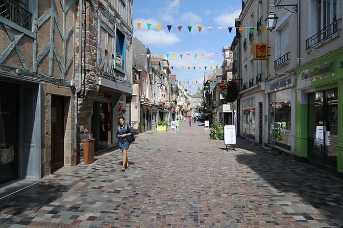 Redon-rue piétonne