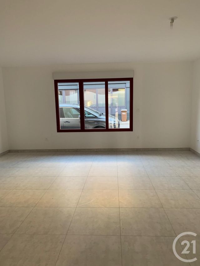 Appartement F3 à vendre - 3 pièces - 64.8 m2 - REDON - 35 - BRETAGNE - Century 21 L'Immobilière De L'Ouest Appartement F3 à vendre - 3 pièces - 64.8 m2 - REDON - 35 - BRETAGNE - Century 21 L'Immobilière De L'Ouest