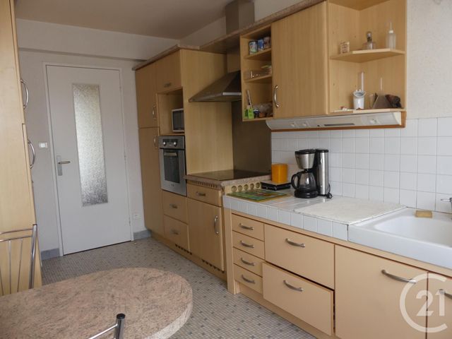 Appartement T4 à vendre - 4 pièces - 108.0 m2 - REDON - 35 - BRETAGNE - Century 21 L'Immobilière De L'Ouest Appartement T4 à vendre - 4 pièces - 108.0 m2 - REDON - 35 - BRETAGNE - Century 21 L'Immobilière De L'Ouest