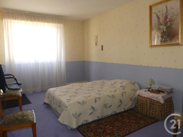 Appartement T4 à vendre - 4 pièces - 108.0 m2 - REDON - 35 - BRETAGNE - Century 21 L'Immobilière De L'Ouest Appartement T4 à vendre - 4 pièces - 108.0 m2 - REDON - 35 - BRETAGNE - Century 21 L'Immobilière De L'Ouest
