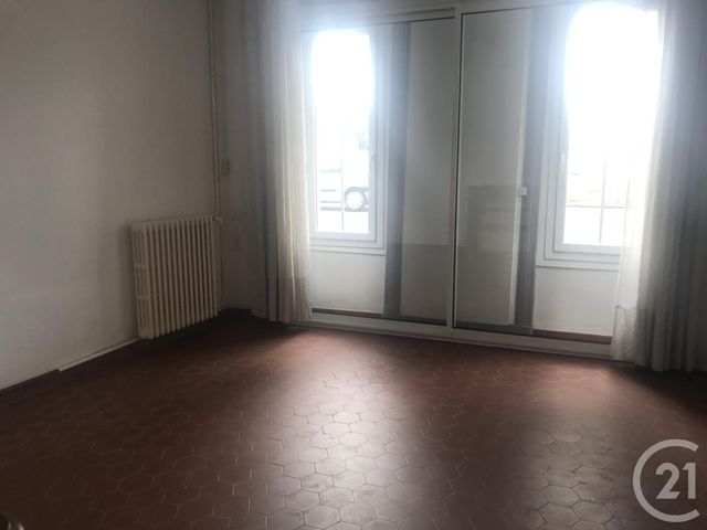 Appartement T3 à louer - 4 pièces - 84.51 m2 - ST NICOLAS DE REDON - 44 - PAYS-DE-LOIRE - Century 21 L'Immobilière De L'Ouest Appartement T3 à louer - 4 pièces - 84.51 m2 - ST NICOLAS DE REDON - 44 - PAYS-DE-LOIRE - Century 21 L'Immobilière De L'Ouest