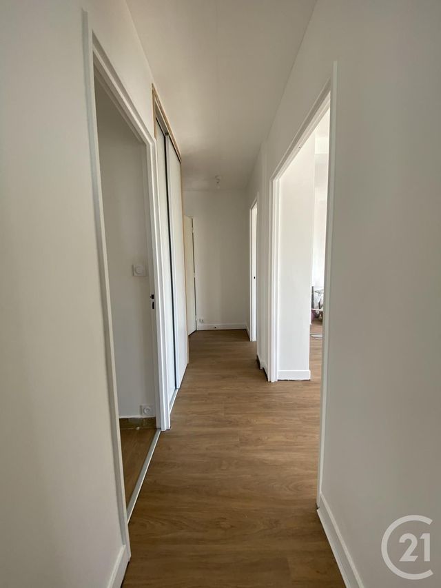Appartement F3 à vendre - 3 pièces - 70.62 m2 - REDON - 35 - BRETAGNE - Century 21 L'Immobilière De L'Ouest Appartement F3 à vendre - 3 pièces - 70.62 m2 - REDON - 35 - BRETAGNE - Century 21 L'Immobilière De L'Ouest