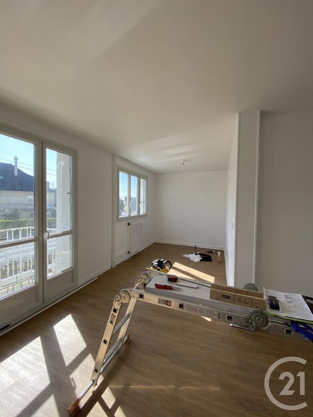 Appartement F3 à vendre - 3 pièces - 70.62 m2 - REDON - 35 - BRETAGNE - Century 21 L'Immobilière De L'Ouest Appartement F3 à vendre - 3 pièces - 70.62 m2 - REDON - 35 - BRETAGNE - Century 21 L'Immobilière De L'Ouest
