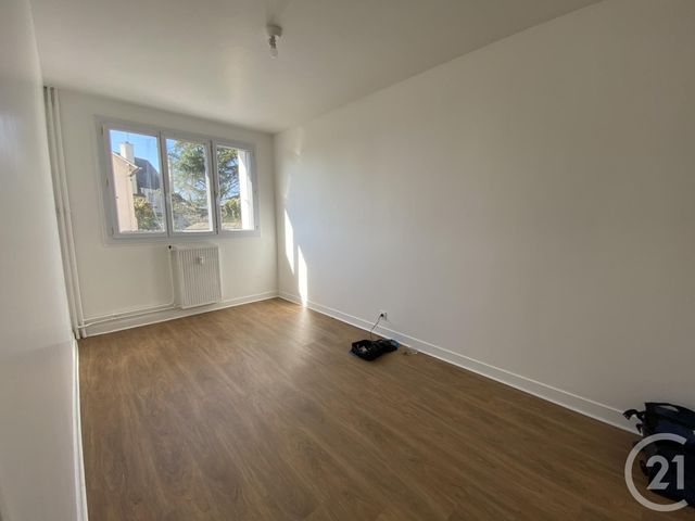 Appartement F3 à vendre - 3 pièces - 70.62 m2 - REDON - 35 - BRETAGNE - Century 21 L'Immobilière De L'Ouest Appartement F3 à vendre - 3 pièces - 70.62 m2 - REDON - 35 - BRETAGNE - Century 21 L'Immobilière De L'Ouest