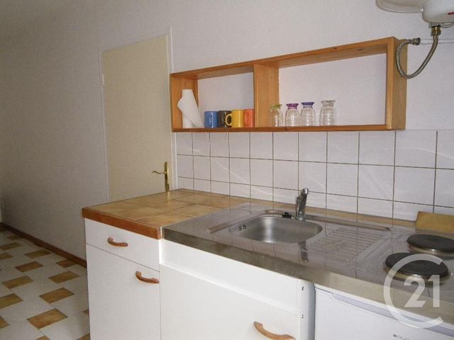 Afficher la photo en grand Appartement F1 à louer - 1 pièce - 21.93 m2 - REDON - 35 - BRETAGNE - Century 21 L'Immobilière De L'Ouest