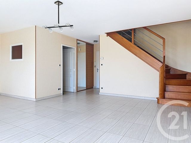 Appartement T4 à vendre - 4 pièces - 78.27 m2 - REDON - 35 - BRETAGNE - Century 21 L'Immobilière De L'Ouest