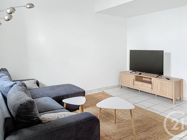 Afficher la photo en grand Appartement F4 à louer - 4 pièces - 86.88 m2 - REDON - 35 - BRETAGNE - Century 21 L'Immobilière De L'Ouest