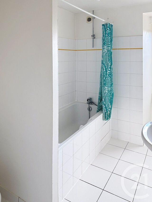 Appartement F3 à louer - 3 pièces - 61.45 m2 - BAINS SUR OUST - 35 - BRETAGNE - Century 21 L'Immobilière De L'Ouest