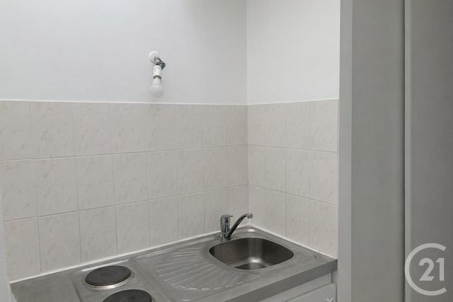 Appartement Studio à louer - 1 pièce - 22.56 m2 - REDON - 35 - BRETAGNE - Century 21 L'Immobilière De L'Ouest