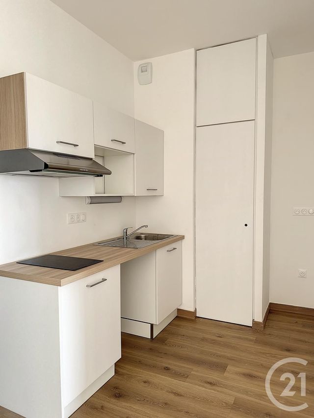 Appartement F2 à louer - 2 pièces - 54.41 m2 - REDON - 35 - BRETAGNE - Century 21 L'Immobilière De L'Ouest