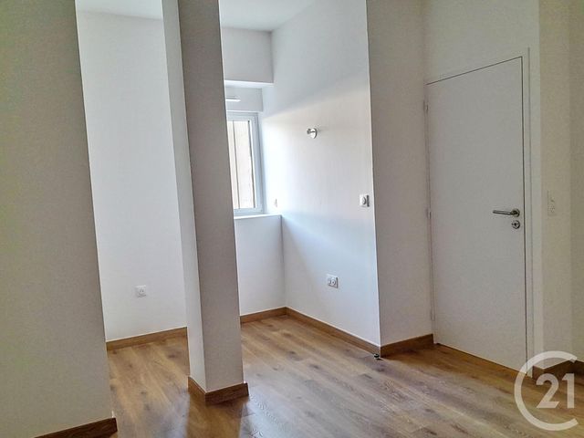 Appartement F2 à louer - 2 pièces - 54.41 m2 - REDON - 35 - BRETAGNE - Century 21 L'Immobilière De L'Ouest