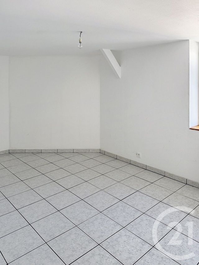 Appartement T3 à louer - 3 pièces - 88.23 m2 - PLESSE - 44 - PAYS-DE-LOIRE - Century 21 L'Immobilière De L'Ouest