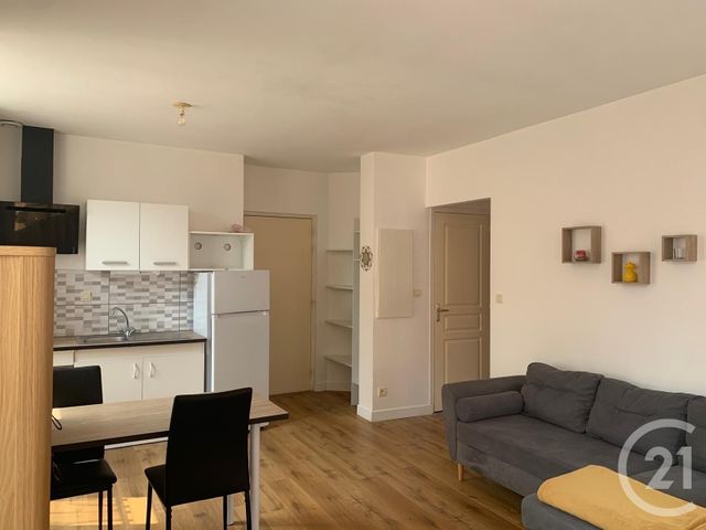 Appartement T2 à louer - 2 pièces - 37.4 m2 - REDON - 35 - BRETAGNE - Century 21 L'Immobilière De L'Ouest