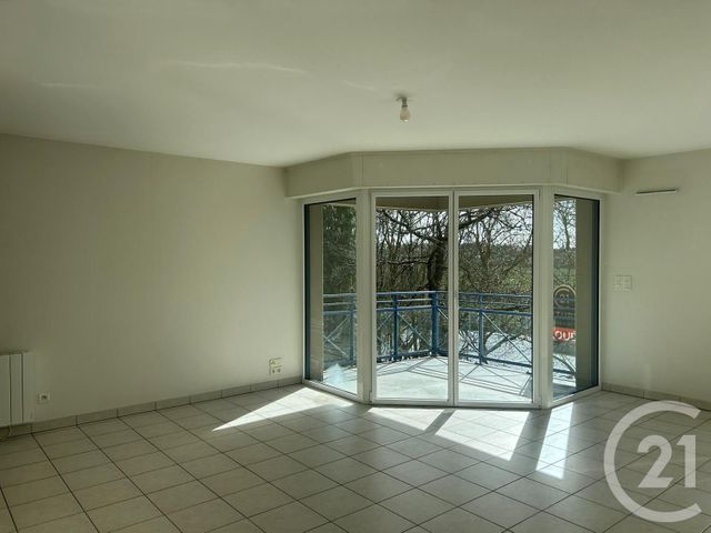 Appartement T3 à louer - 4 pièces - 70.1 m2 - REDON - 35 - BRETAGNE - Century 21 L'Immobilière De L'Ouest