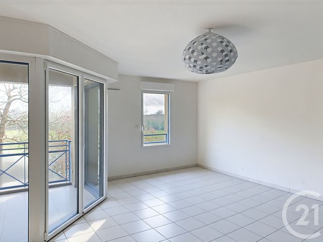 Appartement T3 à louer - 4 pièces - 70.1 m2 - REDON - 35 - BRETAGNE - Century 21 L'Immobilière De L'Ouest