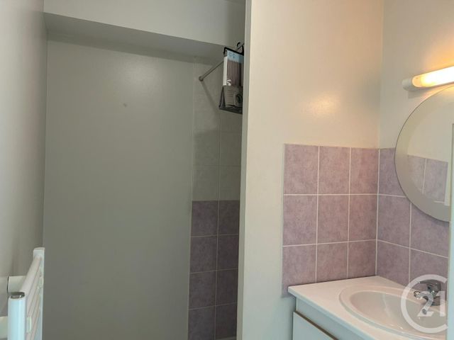 Appartement T3 à louer - 4 pièces - 70.1 m2 - REDON - 35 - BRETAGNE - Century 21 L'Immobilière De L'Ouest