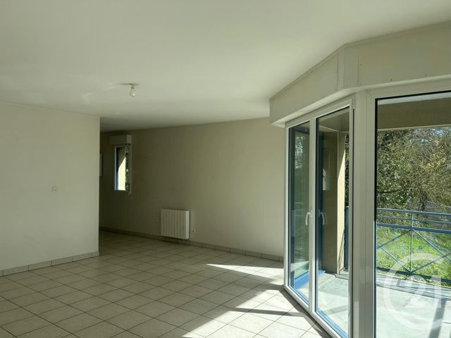 Appartement T3 à louer - 4 pièces - 70.1 m2 - REDON - 35 - BRETAGNE - Century 21 L'Immobilière De L'Ouest