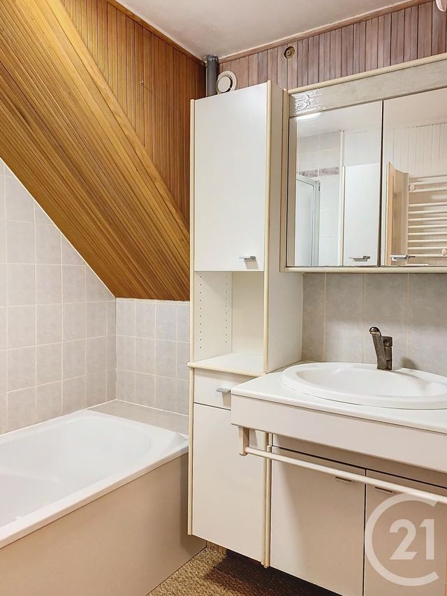 Appartement T2 à louer - 2 pièces - 68.58 m2 - REDON - 35 - BRETAGNE - Century 21 L'Immobilière De L'Ouest