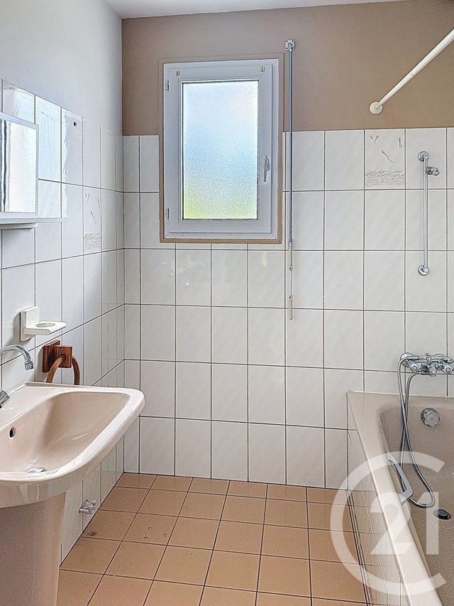 maison à louer - 3 pièces - 85.46 m2 - AVESSAC - 44 - PAYS-DE-LOIRE - Century 21 L'Immobilière De L'Ouest