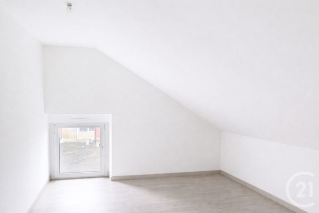 maison à louer - 4 pièces - 84.01 m2 - BAINS SUR OUST - 35 - BRETAGNE - Century 21 L'Immobilière De L'Ouest