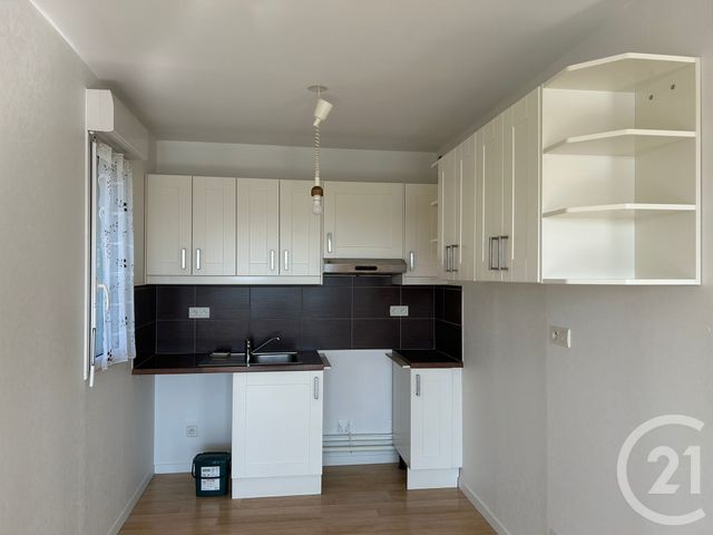 Appartement T3 à louer - 3 pièces - 63.6 m2 - REDON - 35 - BRETAGNE - Century 21 L'Immobilière De L'Ouest