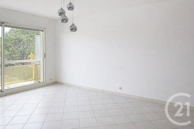 Appartement F2 à louer - 2 pièces - 53.0 m2 - REDON - 35 - BRETAGNE - Century 21 L'Immobilière De L'Ouest