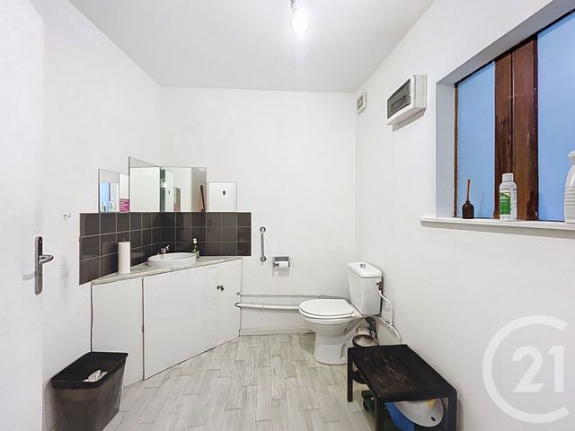 Appartement T2 à vendre - 3 pièces - 67.9 m2 - REDON - 35 - BRETAGNE - Century 21 L'Immobilière De L'Ouest