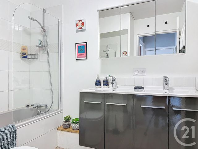 Appartement F3 à vendre - 3 pièces - 86.0 m2 - ST NICOLAS DE REDON - 44 - PAYS-DE-LOIRE - Century 21 L'Immobilière De L'Ouest