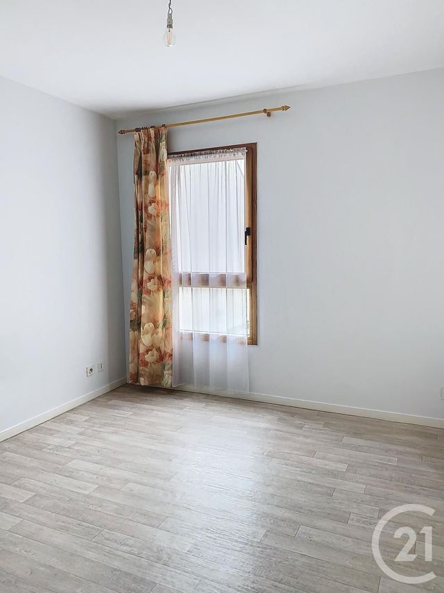 Appartement F2 à louer - 2 pièces - 47.9 m2 - REDON - 35 - BRETAGNE - Century 21 L'Immobilière De L'Ouest
