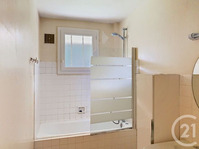 Appartement T2 à louer - 2 pièces - 54.3 m2 - REDON - 35 - BRETAGNE - Century 21 L'Immobilière De L'Ouest