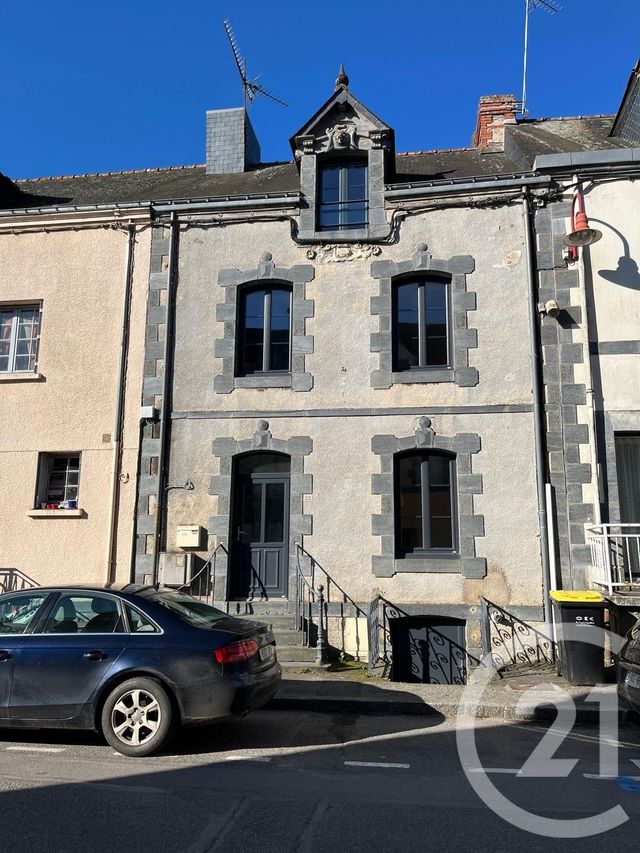 Maison à louer CARENTOIR
