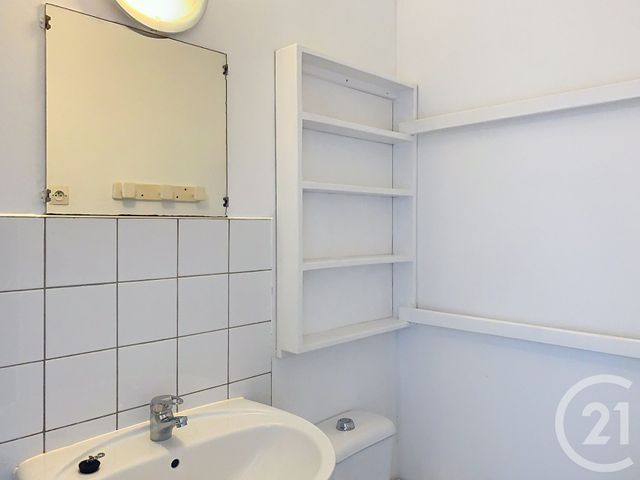 Appartement T2 à louer - 2 pièces - 23.9 m2 - REDON - 35 - BRETAGNE - Century 21 L'Immobilière De L'Ouest