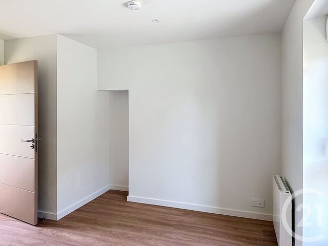 Appartement Duplex à louer - 2 pièces - 30.2 m2 - SIXT SUR AFF - 35 - BRETAGNE - Century 21 L'Immobilière De L'Ouest