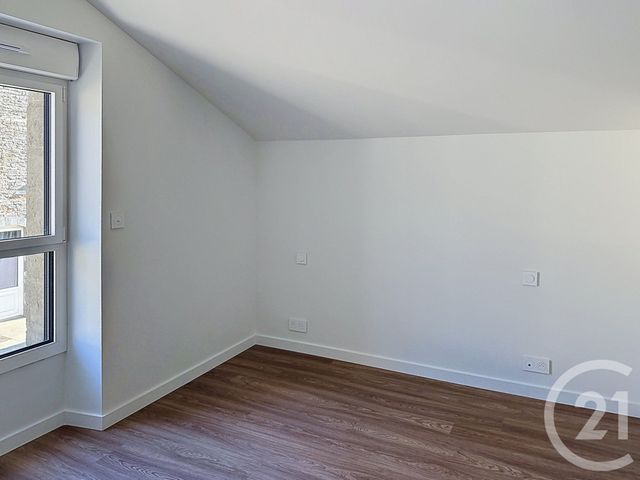 Appartement Duplex à louer - 2 pièces - 30.2 m2 - SIXT SUR AFF - 35 - BRETAGNE - Century 21 L'Immobilière De L'Ouest