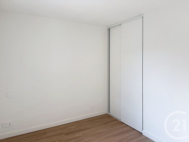 Appartement T3 à louer - 3 pièces - 43.0 m2 - SIXT SUR AFF - 35 - BRETAGNE - Century 21 L'Immobilière De L'Ouest
