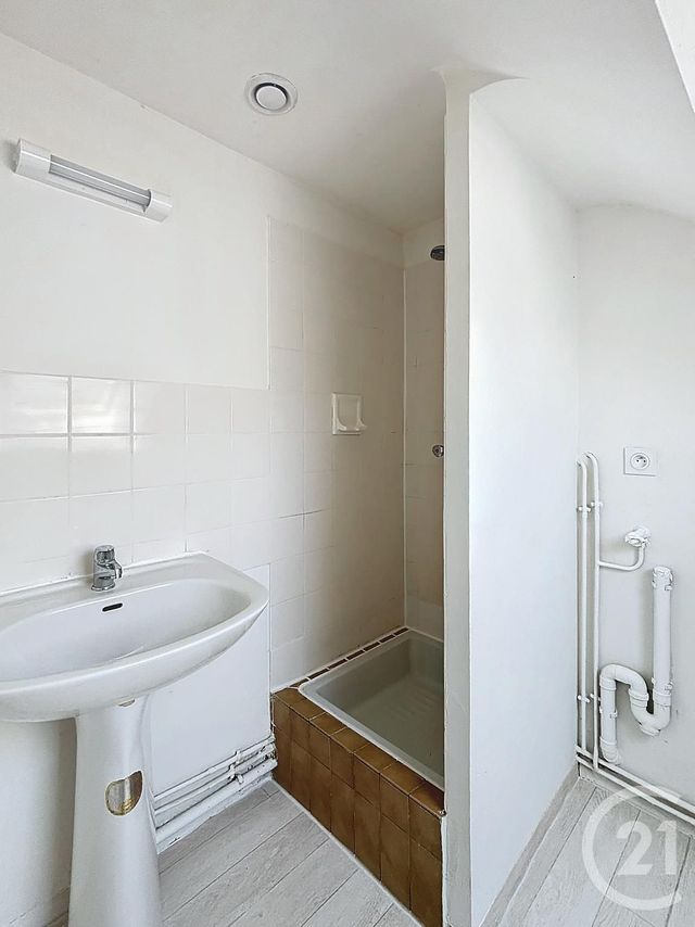 Appartement F2 à louer - 2 pièces - 18.82 m2 - ST NICOLAS DE REDON - 44 - PAYS-DE-LOIRE - Century 21 L'Immobilière De L'Ouest