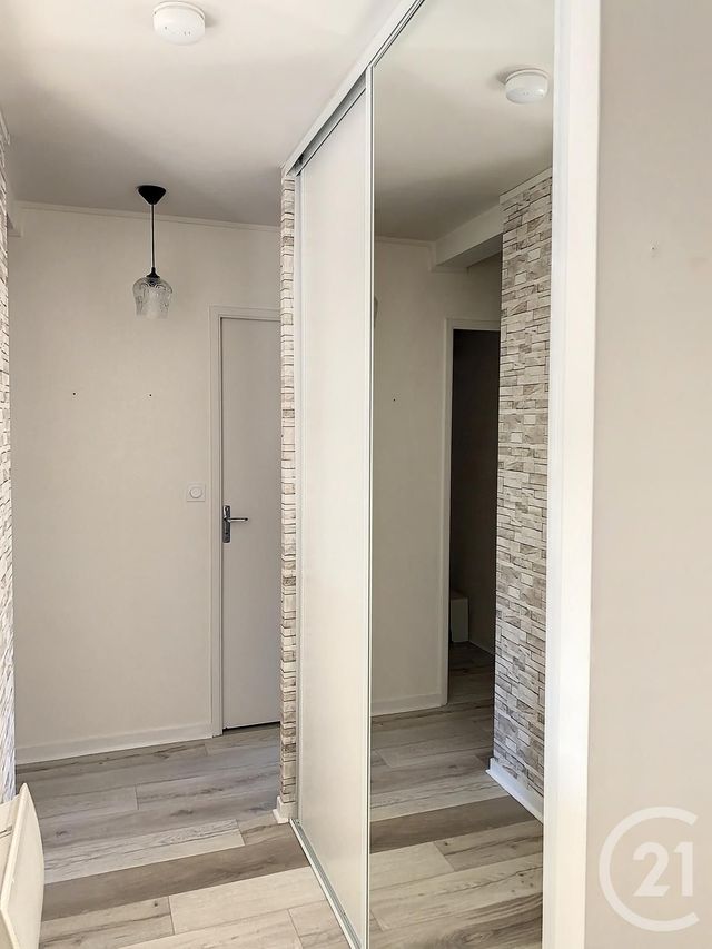 Appartement T3 à louer - 3 pièces - 66.1 m2 - REDON - 35 - BRETAGNE - Century 21 L'Immobilière De L'Ouest