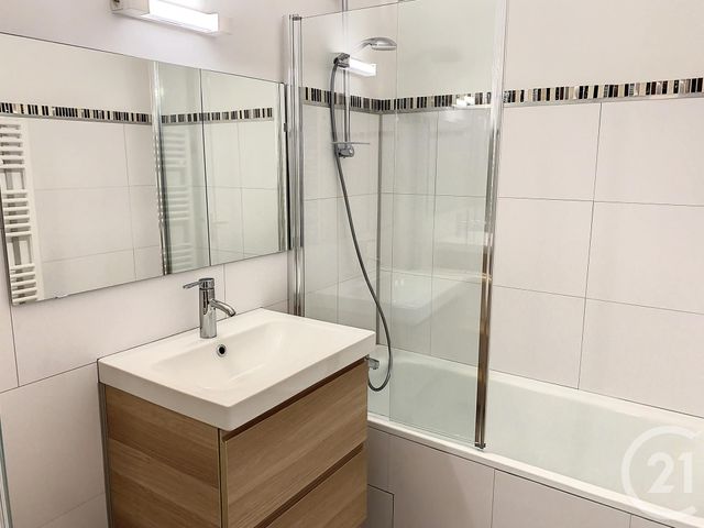 Appartement T3 à louer - 3 pièces - 66.1 m2 - REDON - 35 - BRETAGNE - Century 21 L'Immobilière De L'Ouest