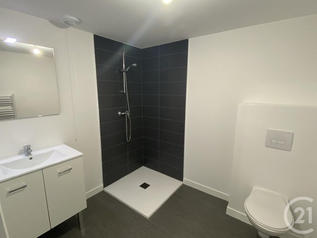Appartement T2 à louer - 2 pièces - 37.9 m2 - REDON - 35 - BRETAGNE - Century 21 L'Immobilière De L'Ouest