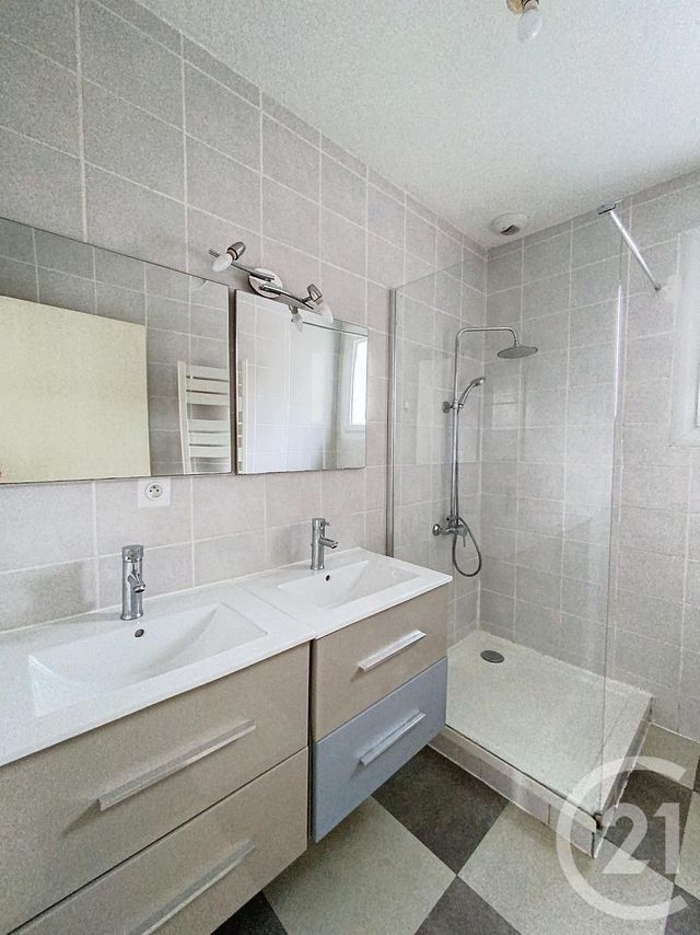maison à louer - 4 pièces - 70.0 m2 - REDON - 35 - BRETAGNE - Century 21 L'Immobilière De L'Ouest