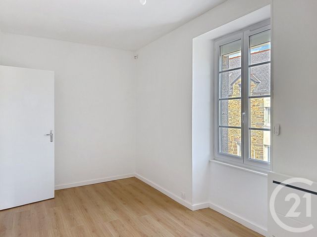 Appartement T4 à louer - 4 pièces - 96.87 m2 - ST NICOLAS DE REDON - 44 - PAYS-DE-LOIRE - Century 21 L'Immobilière De L'Ouest