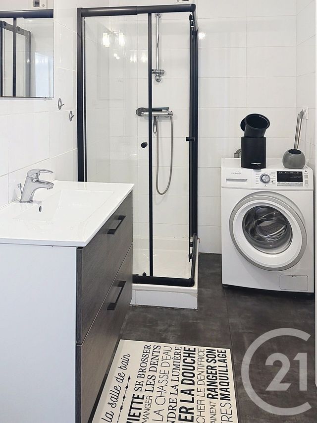 Appartement T3 à louer - 3 pièces - 60.71 m2 - BAINS SUR OUST - 35 - BRETAGNE - Century 21 L'Immobilière De L'Ouest